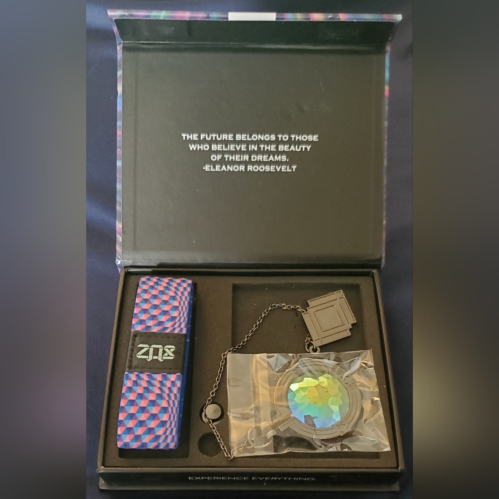 Zox Bracelet. Collectable.# 0719